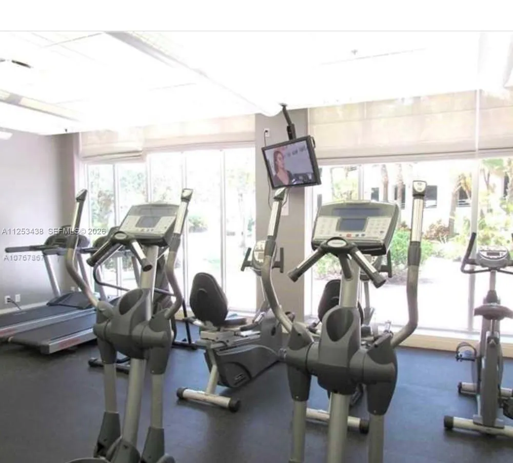 3801 S Ocean Dr #3C Hollywood, FL 33019