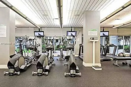 3801 S Ocean Dr #3C Hollywood, FL 33019