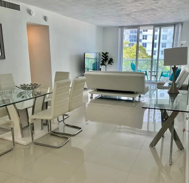 3801 S Ocean Dr #3C Hollywood, FL 33019