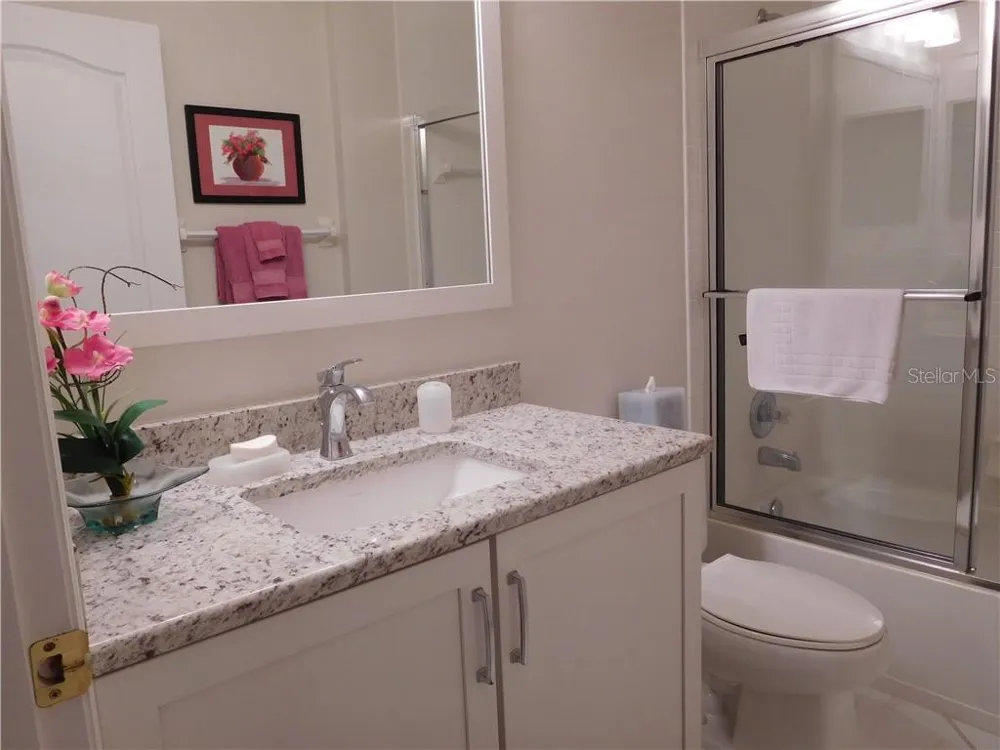 9480 HIGH GATE DRIVE #2125 Sarasota, FL 34238