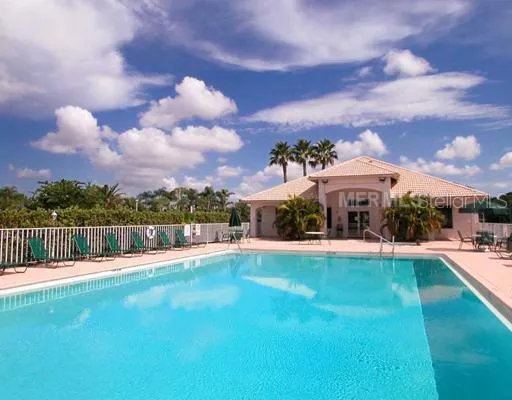 9480 HIGH GATE DRIVE #2125 Sarasota, FL 34238