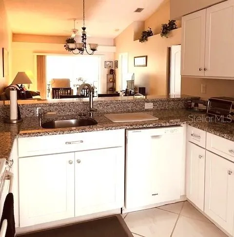 9480 HIGH GATE DRIVE #2125 Sarasota, FL 34238