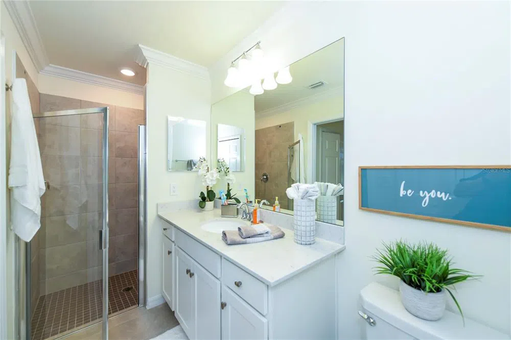 17810 GAWTHROP STREET #101 Lakewood Ranch, FL 34211