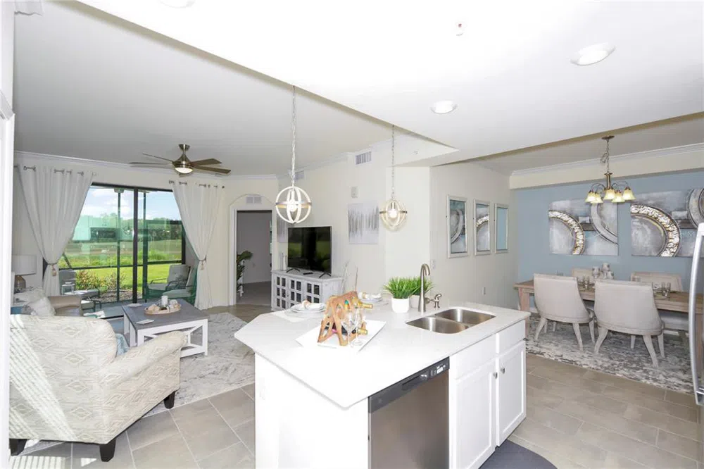 17810 GAWTHROP STREET #101 Lakewood Ranch, FL 34211