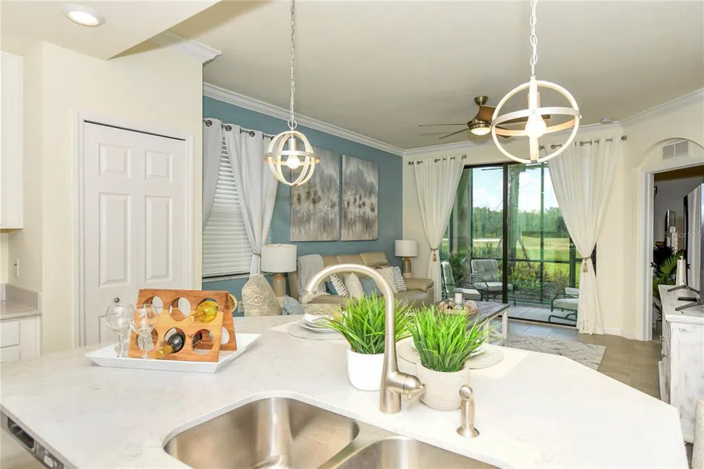 17810 GAWTHROP STREET #101 Lakewood Ranch, FL 34211