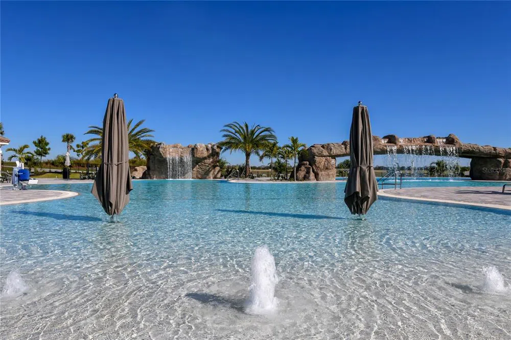 17810 GAWTHROP STREET #101 Lakewood Ranch, FL 34211