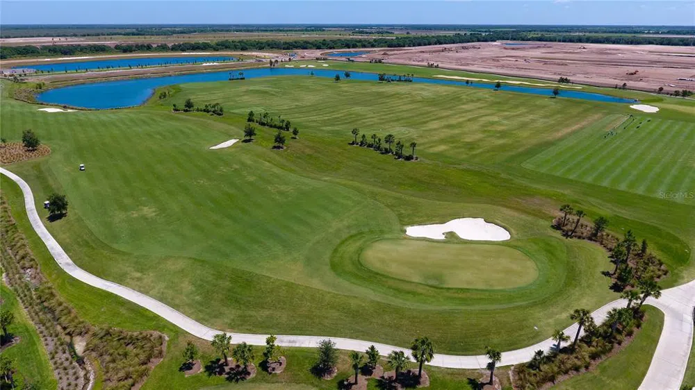 17810 GAWTHROP STREET #101 Lakewood Ranch, FL 34211