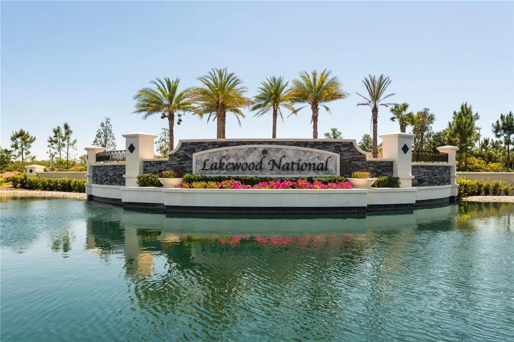 17810 GAWTHROP STREET #101 Lakewood Ranch, FL 34211