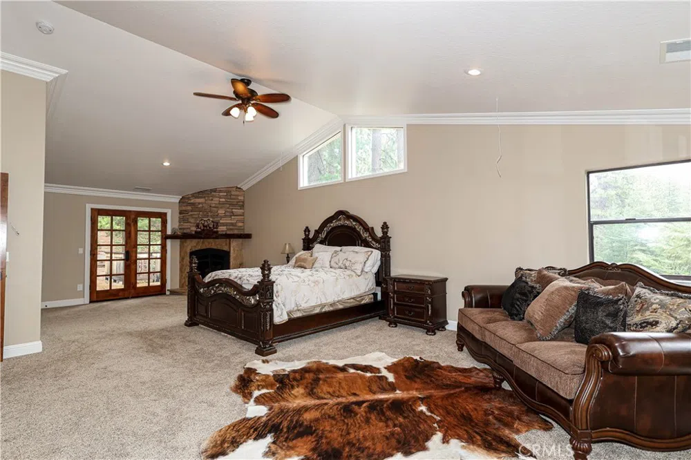 1870 Thunderbolt Arnold, CA 95223