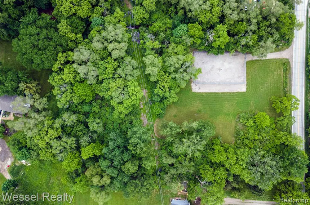 31 Mile Road Washington Township, MI 48095