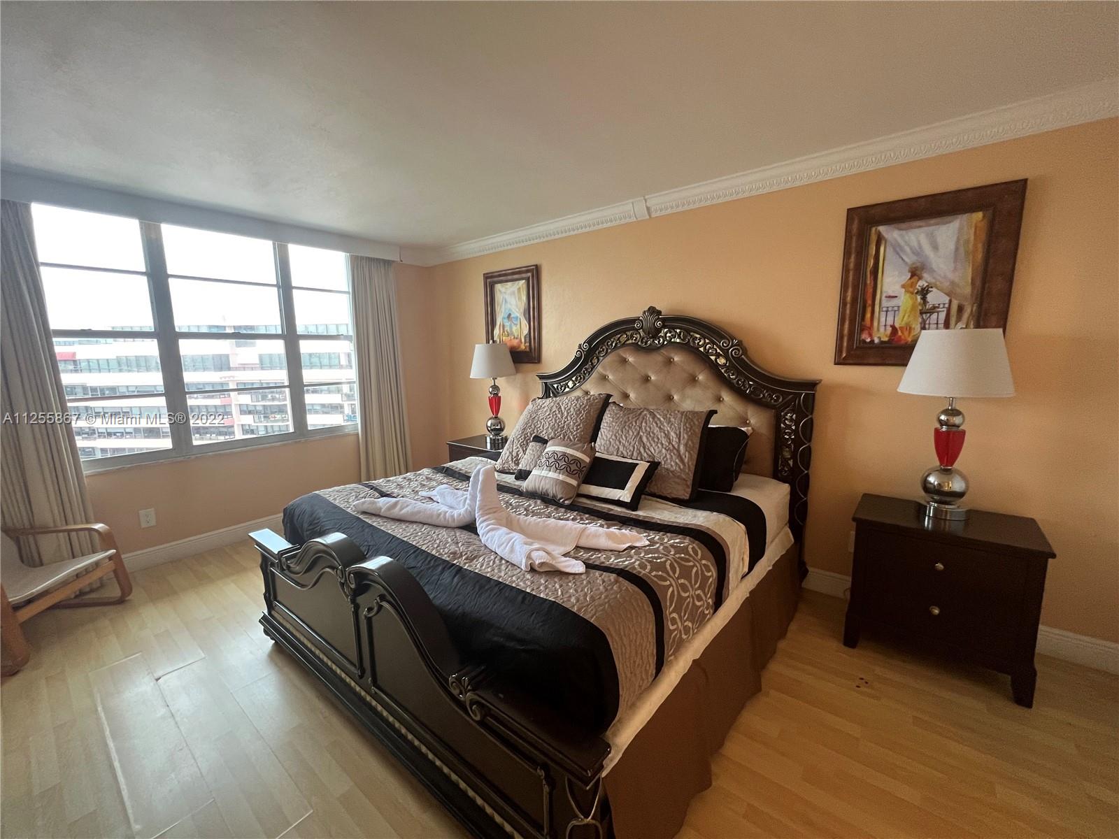5161 Collins Ave #1711 Miami Beach, FL 33140