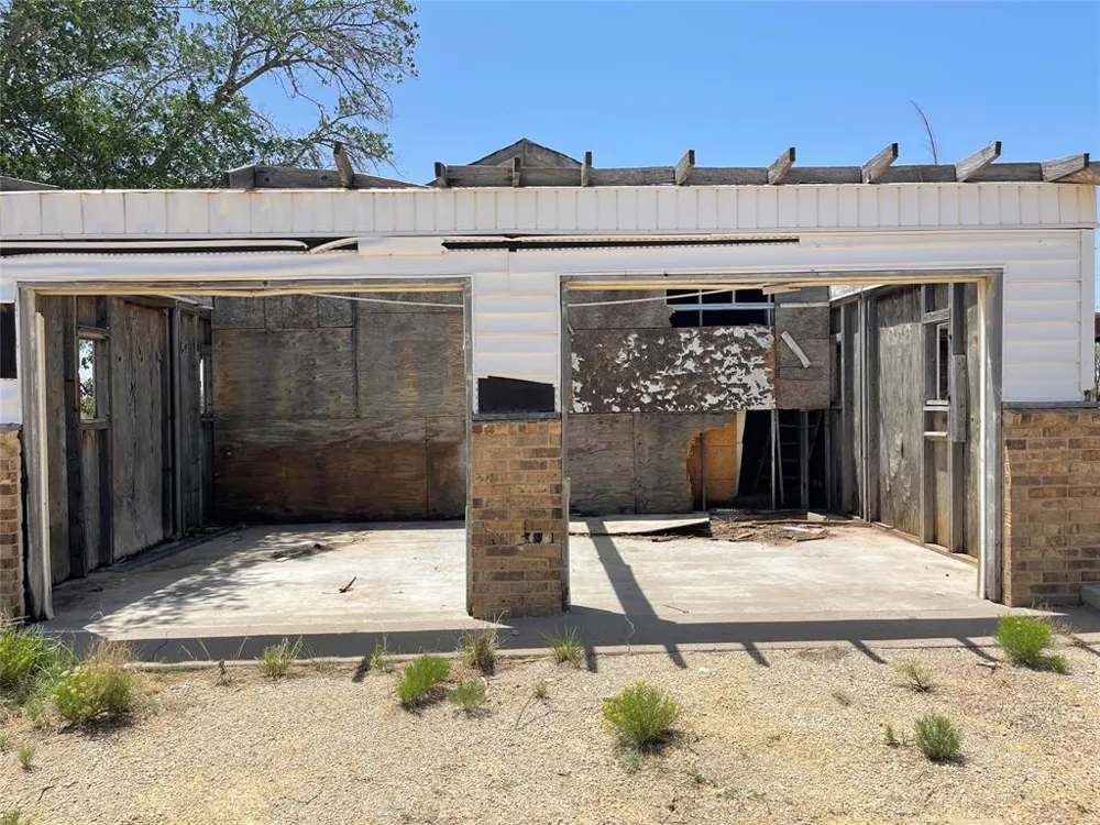 1804 Redondo Avenue Odessa, TX 79763