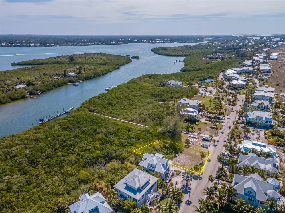 7395 PALM ISLAND DRIVE #Lot 22 Placida, FL 33946