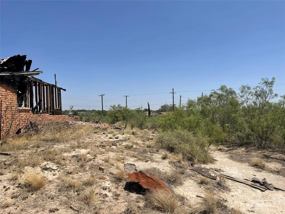 1711 Redondo Avenue Odessa, TX 79763