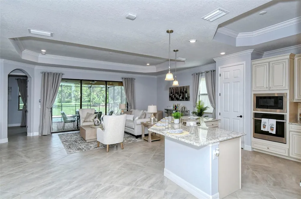 6026 BRANDON RUN Lakewood Ranch, FL 34211