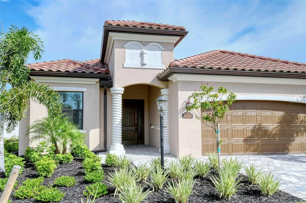 6026 BRANDON RUN Lakewood Ranch, FL 34211