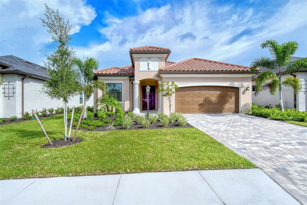 6026 BRANDON RUN Lakewood Ranch, FL 34211