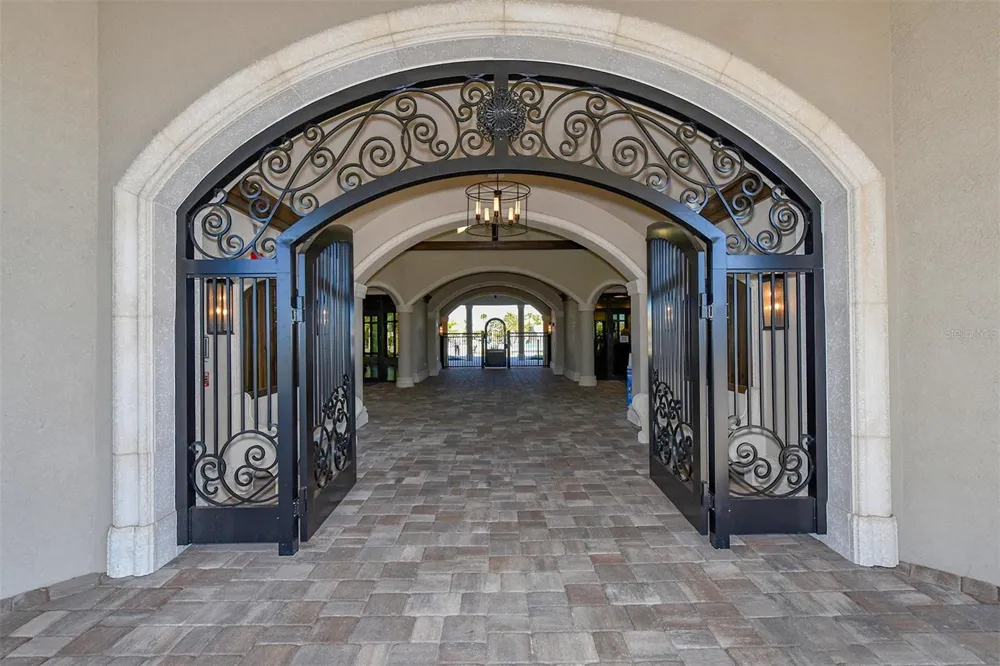 6026 BRANDON RUN Lakewood Ranch, FL 34211