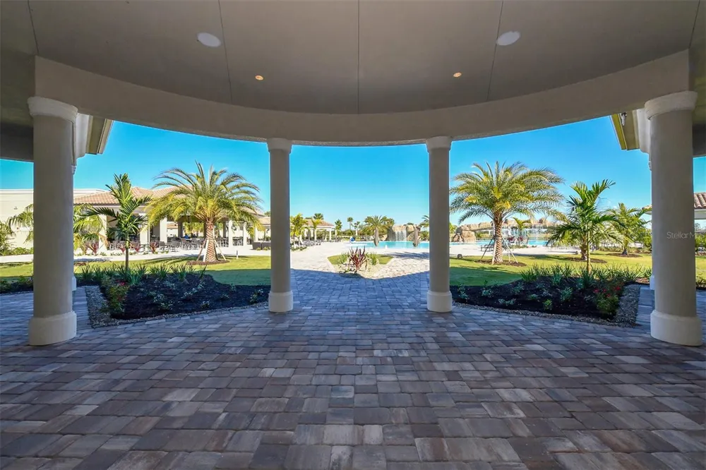 6026 BRANDON RUN Lakewood Ranch, FL 34211
