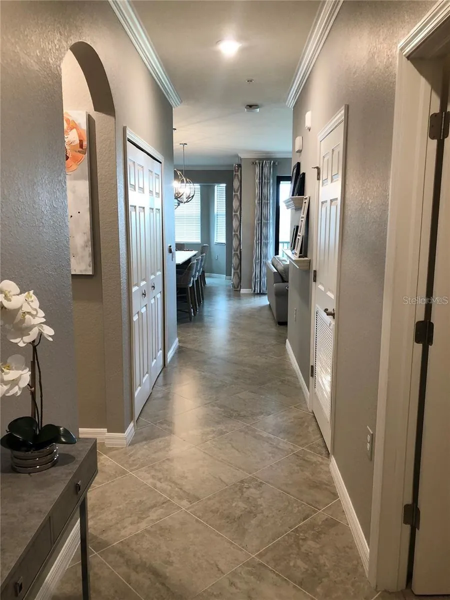17510 GAWTHROP DRIVE #405 Lakewood Ranch, FL 34211
