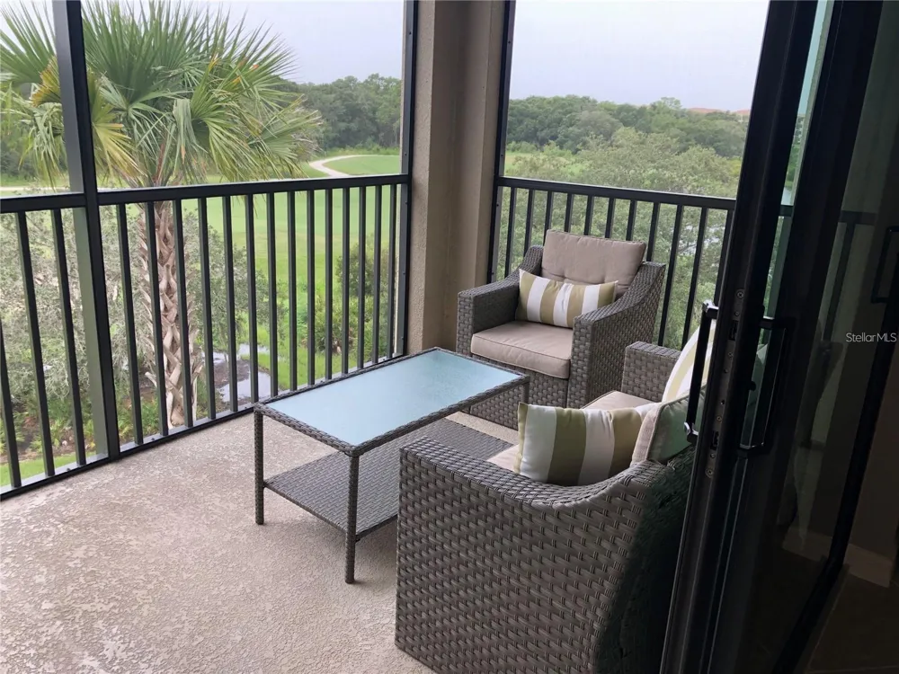 17510 GAWTHROP DRIVE #405 Lakewood Ranch, FL 34211