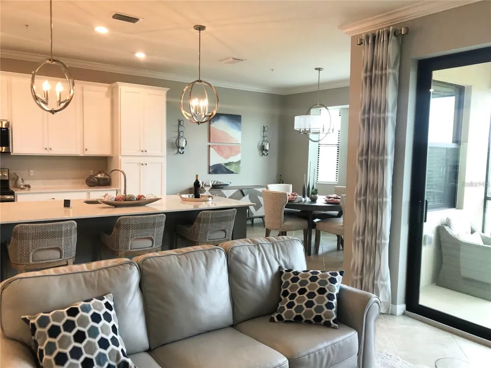 17510 GAWTHROP DRIVE #405 Lakewood Ranch, FL 34211