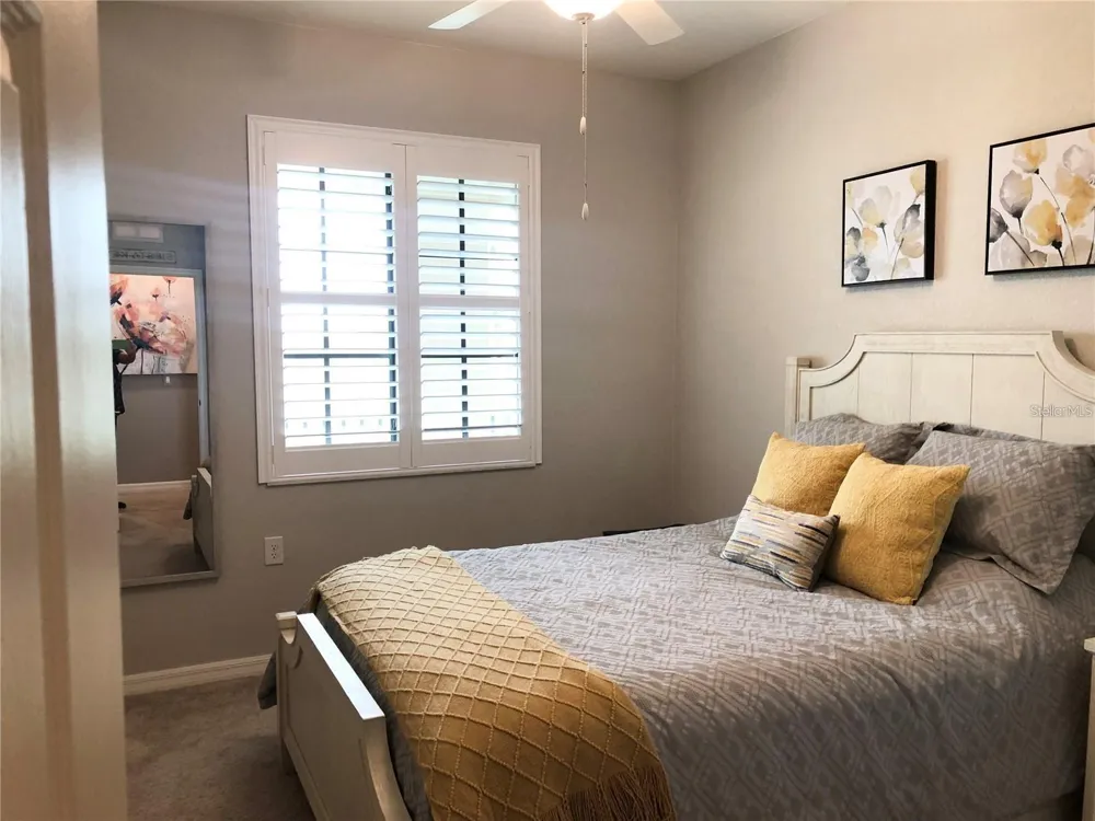 17510 GAWTHROP DRIVE #405 Lakewood Ranch, FL 34211