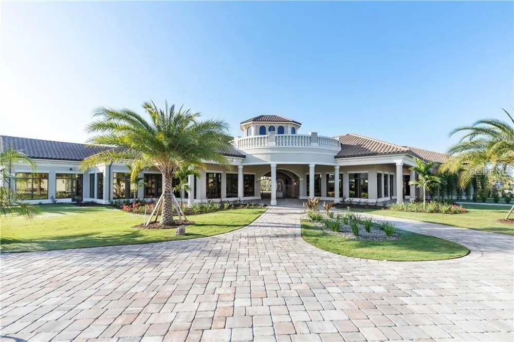 17510 GAWTHROP DRIVE #405 Lakewood Ranch, FL 34211