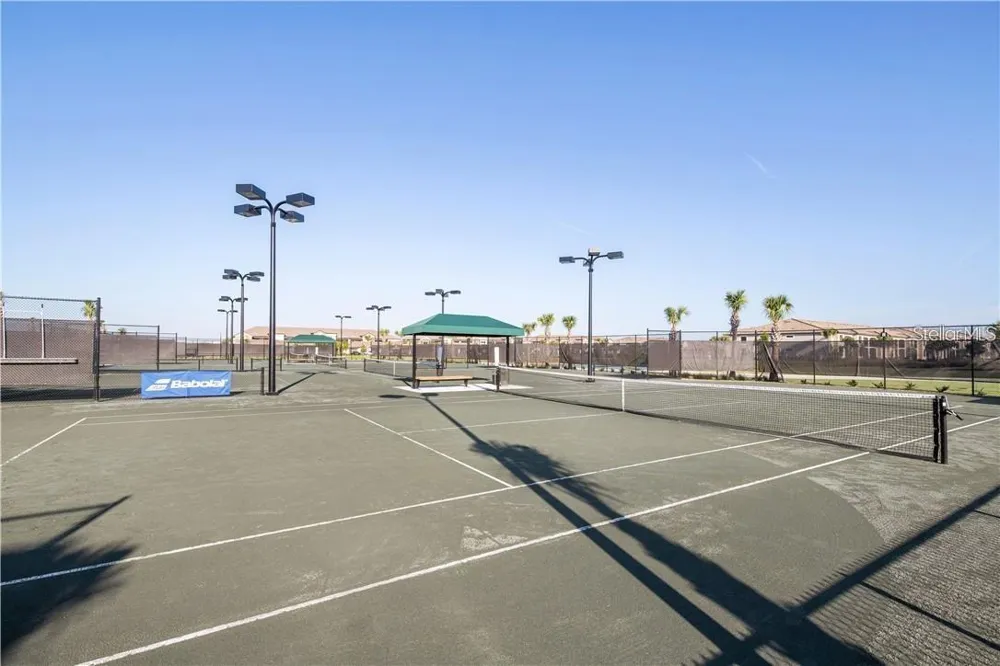 17510 GAWTHROP DRIVE #405 Lakewood Ranch, FL 34211