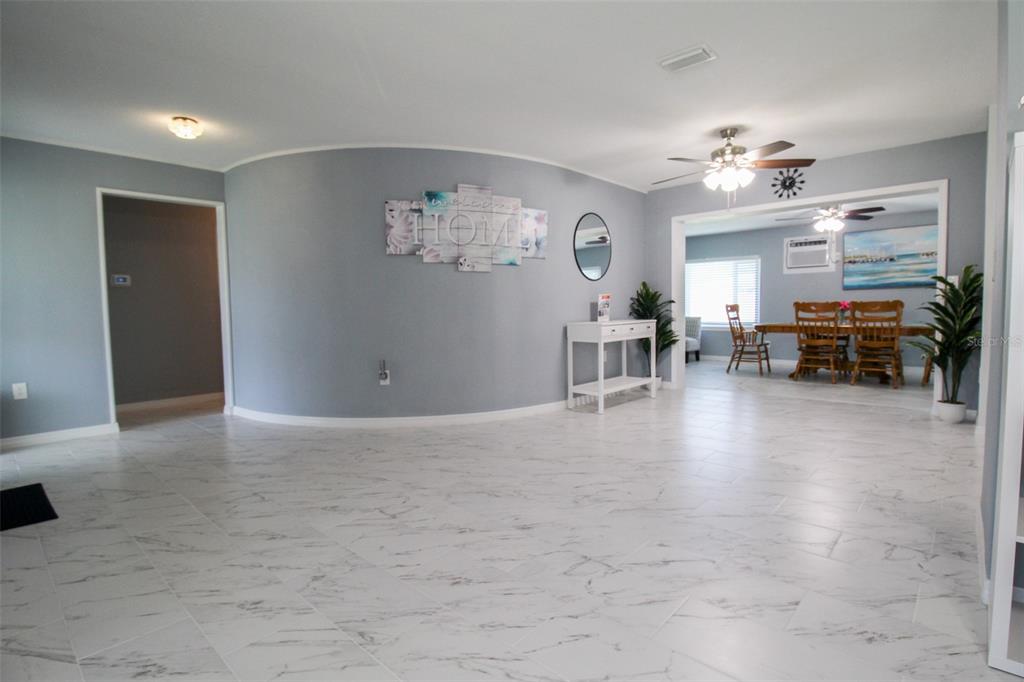 2521 BISMARK WAY Sarasota, FL 34231
