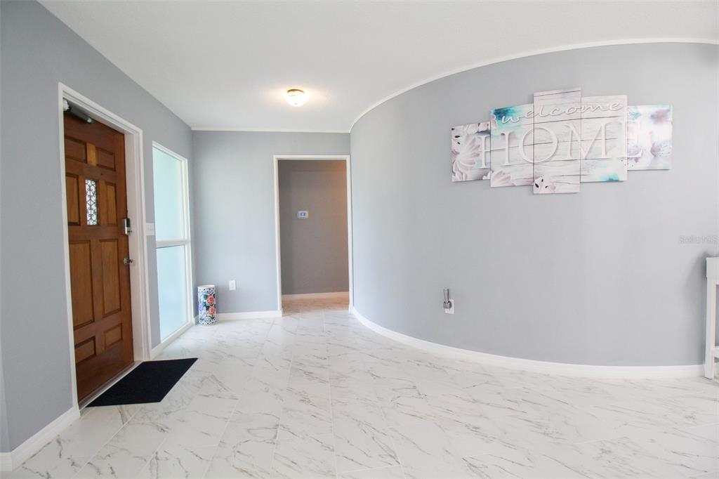 2521 BISMARK WAY Sarasota, FL 34231