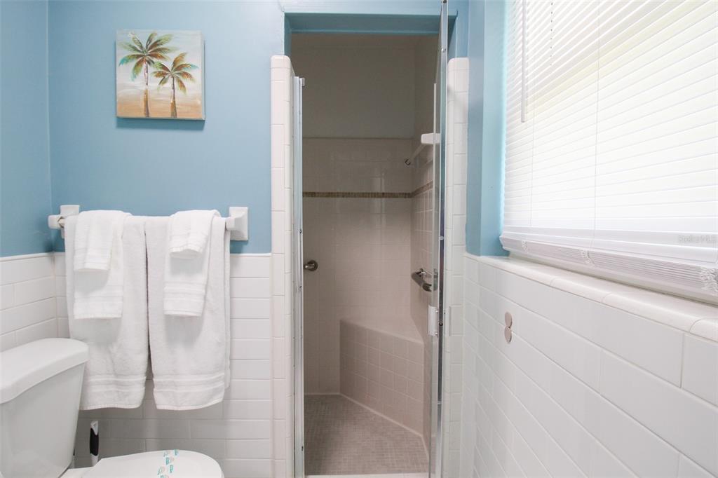 2521 BISMARK WAY Sarasota, FL 34231