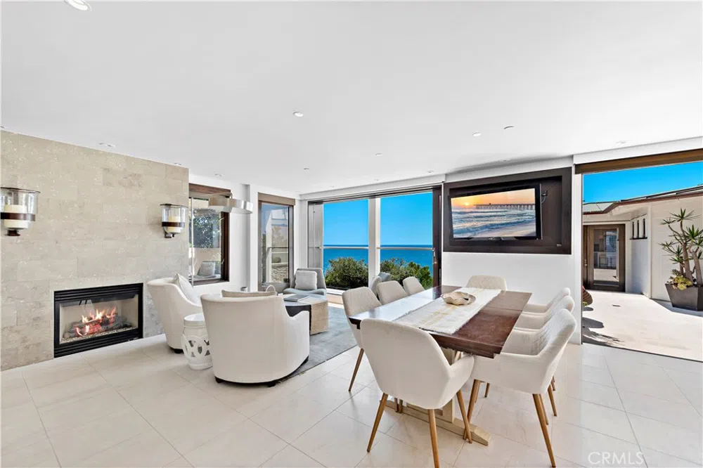 160 Saint Anns Drive #D Laguna Beach, CA 92651
