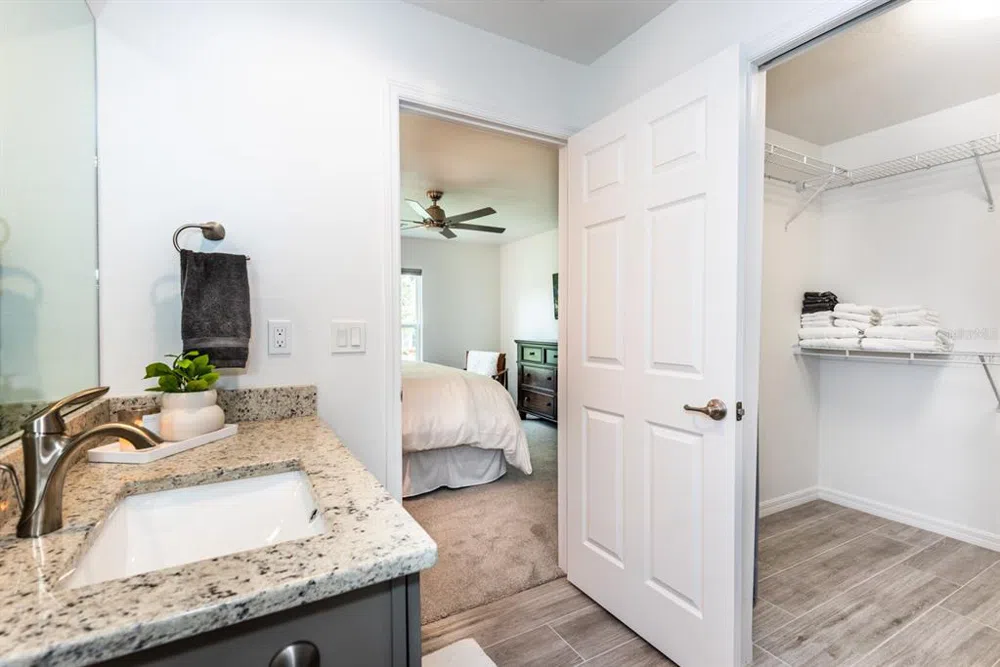 215 LEWIS CIRCLE #111 Punta Gorda, FL 33950