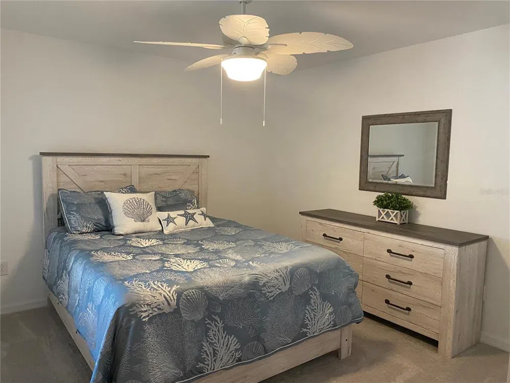 5664 PALMER CIRCLE #202 Bradenton, FL 34211