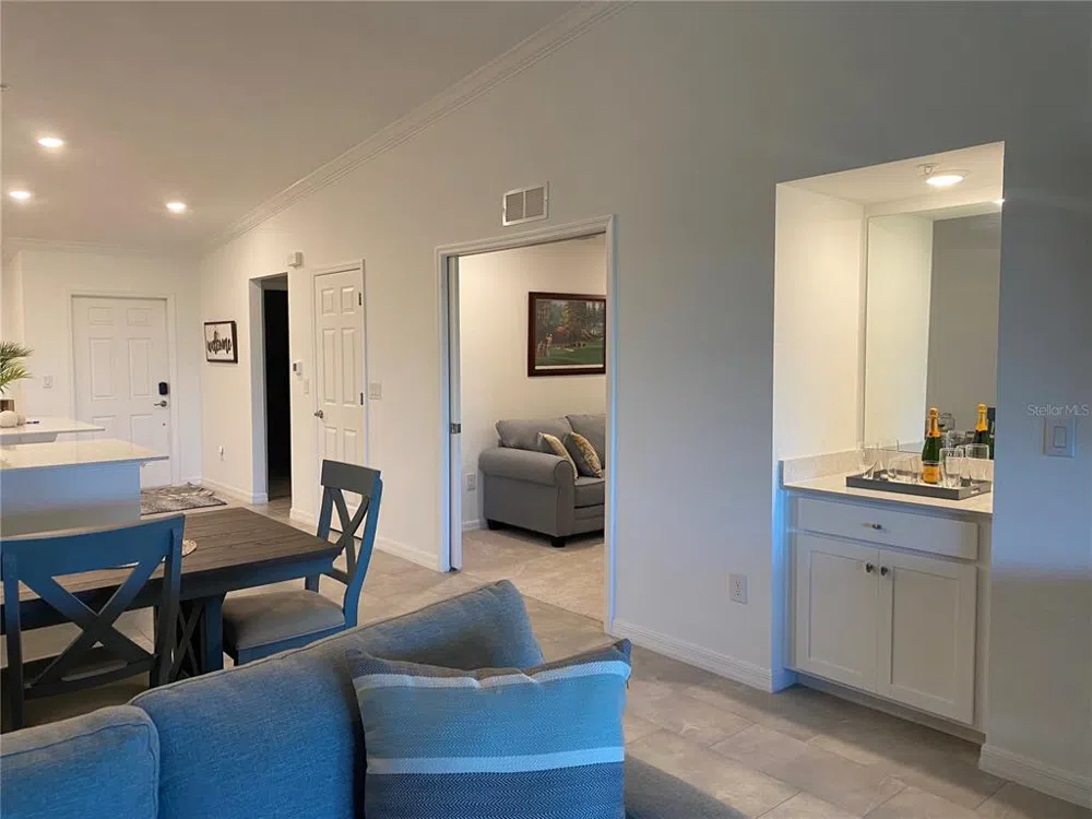 5664 PALMER CIRCLE #202 Bradenton, FL 34211