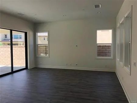 40 Barberry Lake Forest, CA 92630