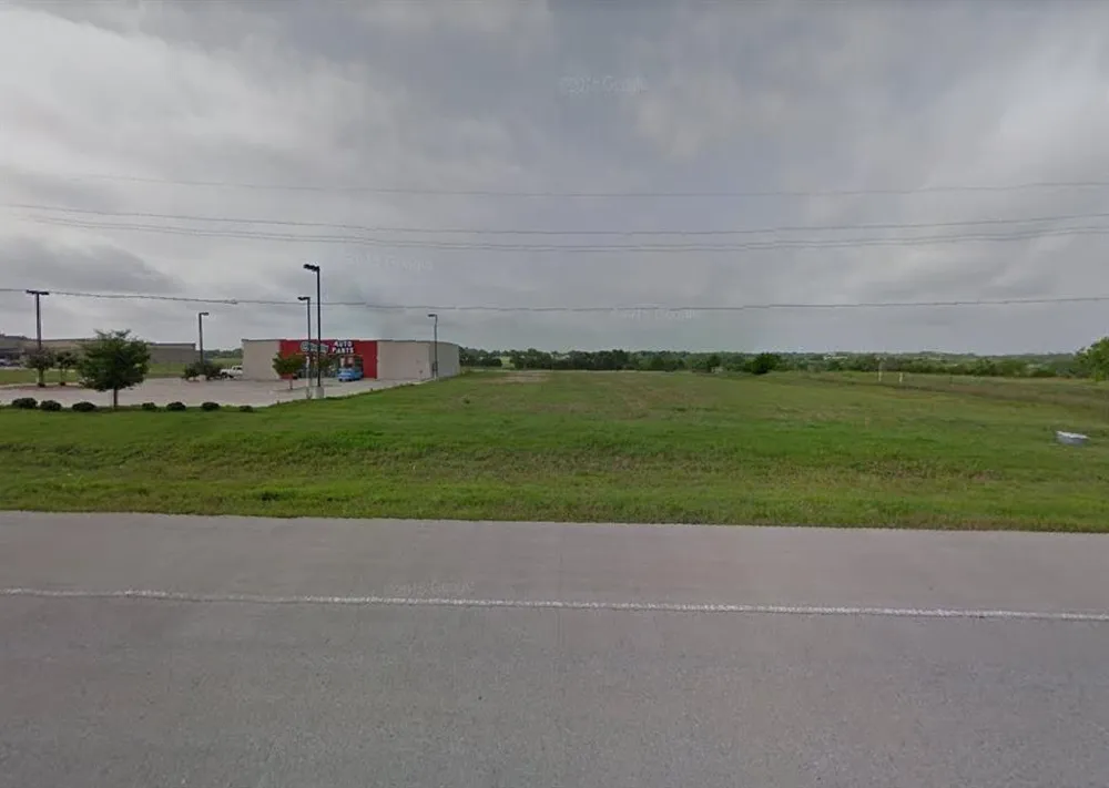 1815 W Audie Murphy Parkway Farmersville, TX 75442