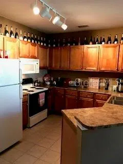 8325 38TH STREET CIRCLE E #102 Sarasota, FL 34243