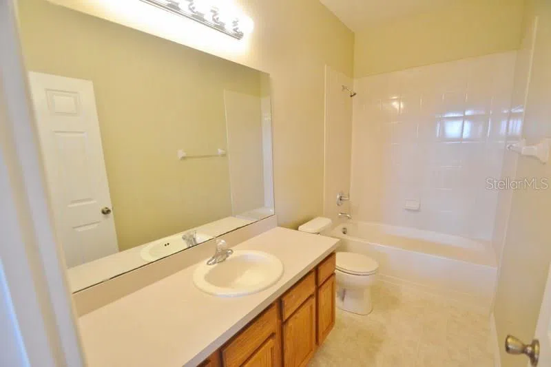 9187 TIVOLI CHASE DRIVE Orlando, FL 32829