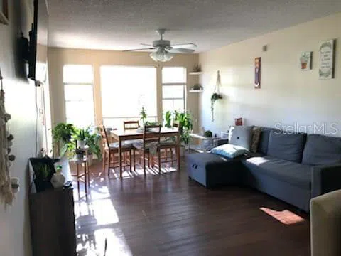 1091 S HIAWASSEE ROAD #214 Orlando, FL 32835