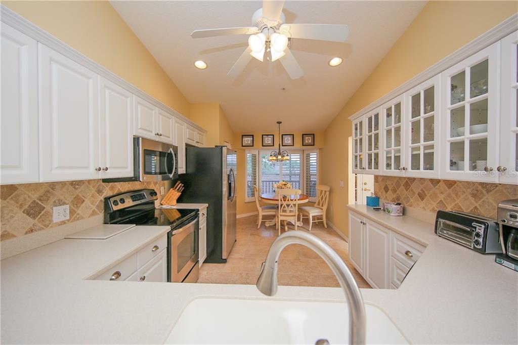 5330 HYLAND HILLS AVENUE #2321 Sarasota, FL 34241