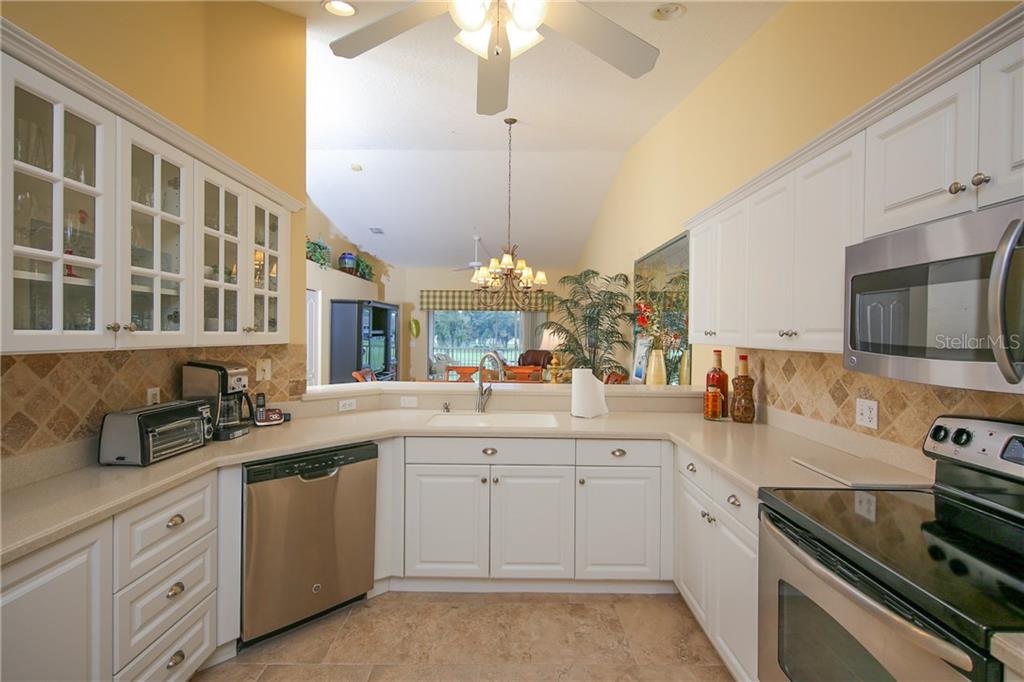 5330 HYLAND HILLS AVENUE #2321 Sarasota, FL 34241