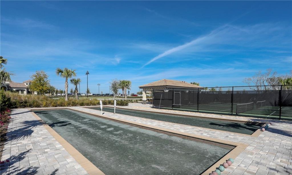 5543 ARNIE LOOP Bradenton, FL 34211