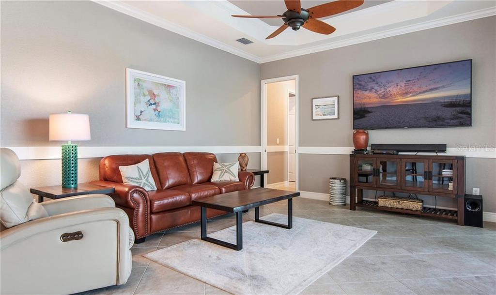 5543 ARNIE LOOP Bradenton, FL 34211