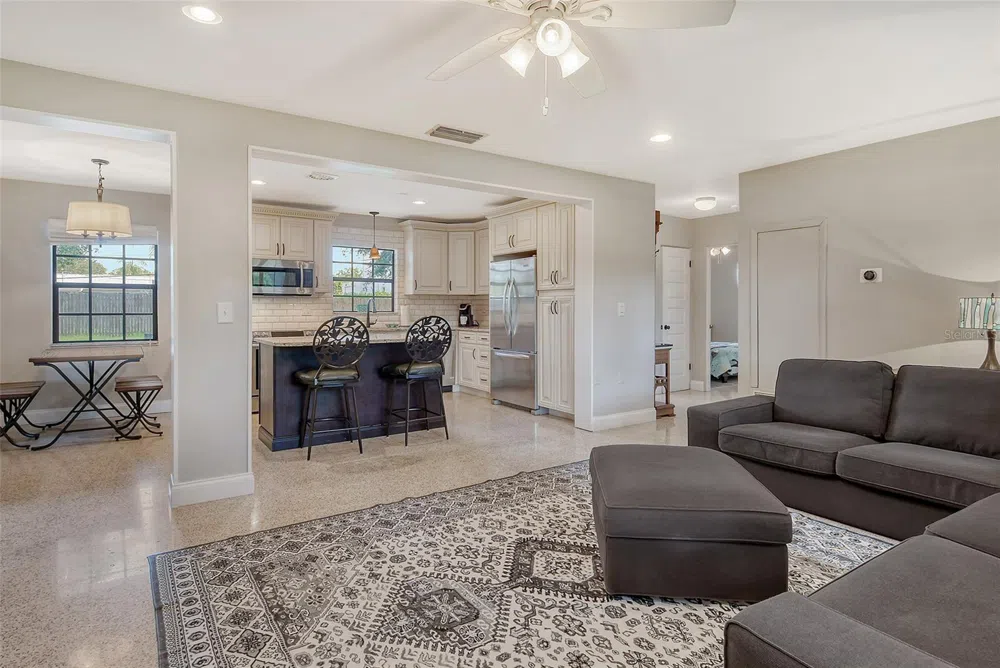 2309 LYNN STREET Sarasota, FL 34231