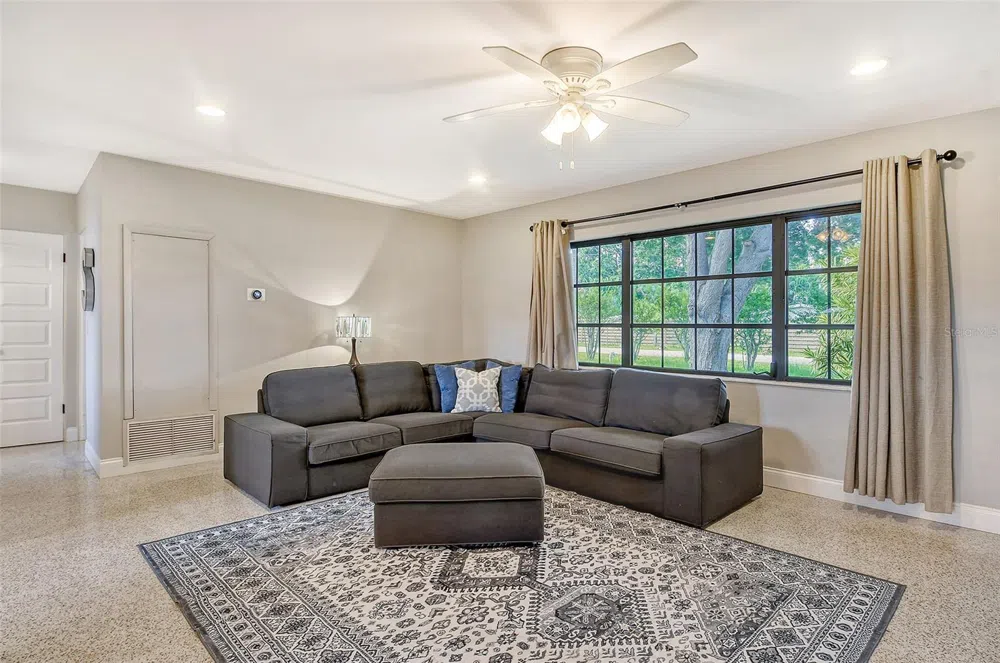 2309 LYNN STREET Sarasota, FL 34231