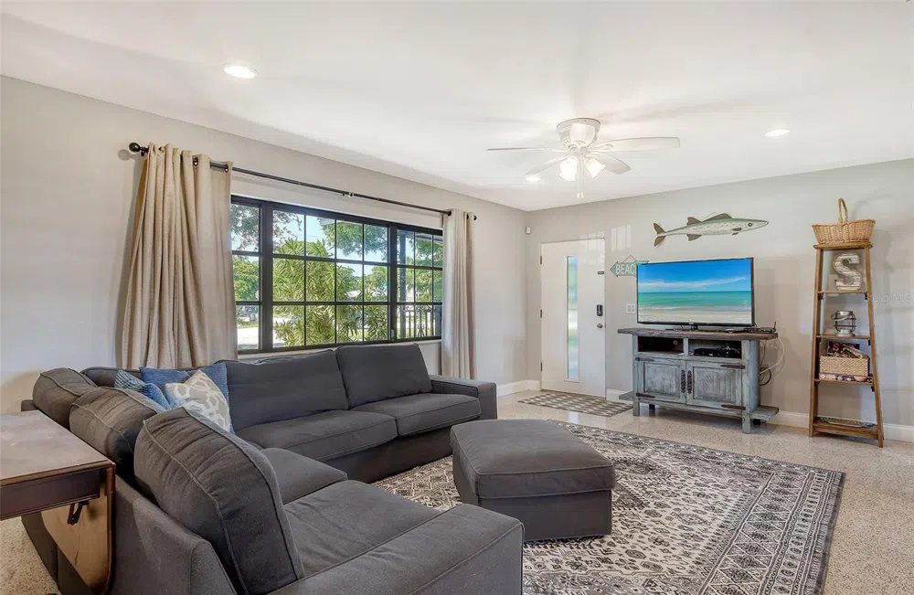 2309 LYNN STREET Sarasota, FL 34231