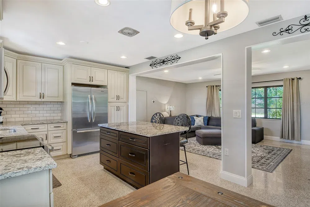 2309 LYNN STREET Sarasota, FL 34231