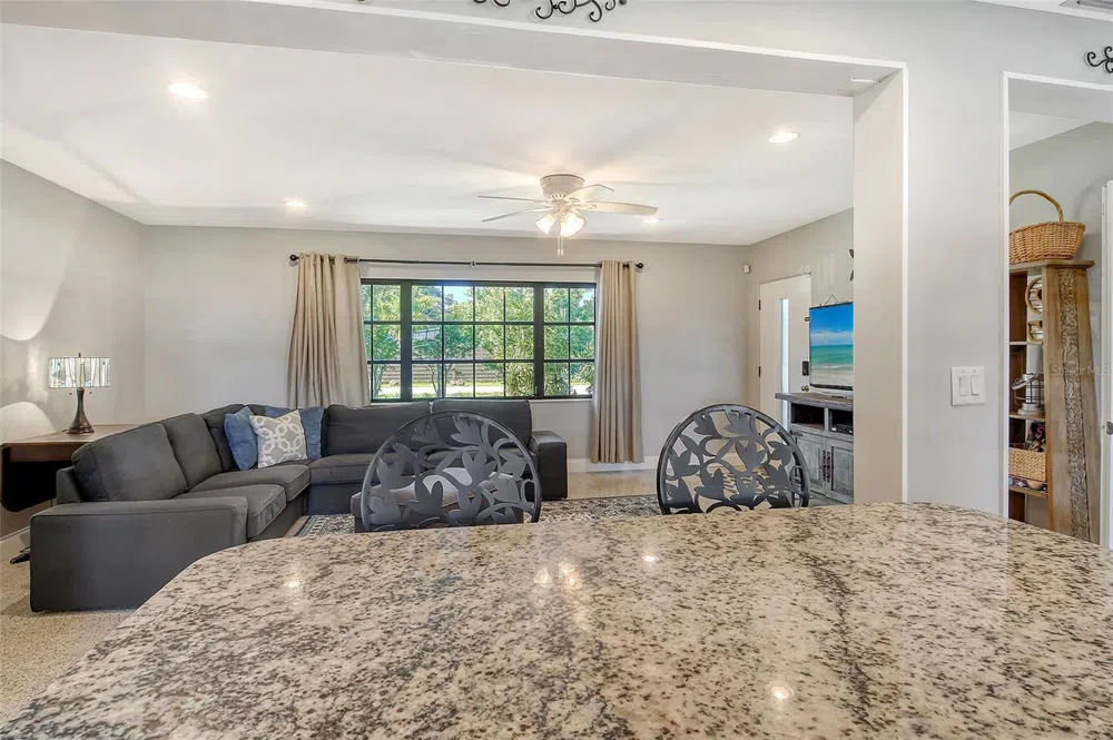 2309 LYNN STREET Sarasota, FL 34231